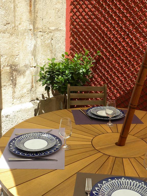 La Terrasse Du Marche Aux Fleurs Apartment Montpellier Exterior photo